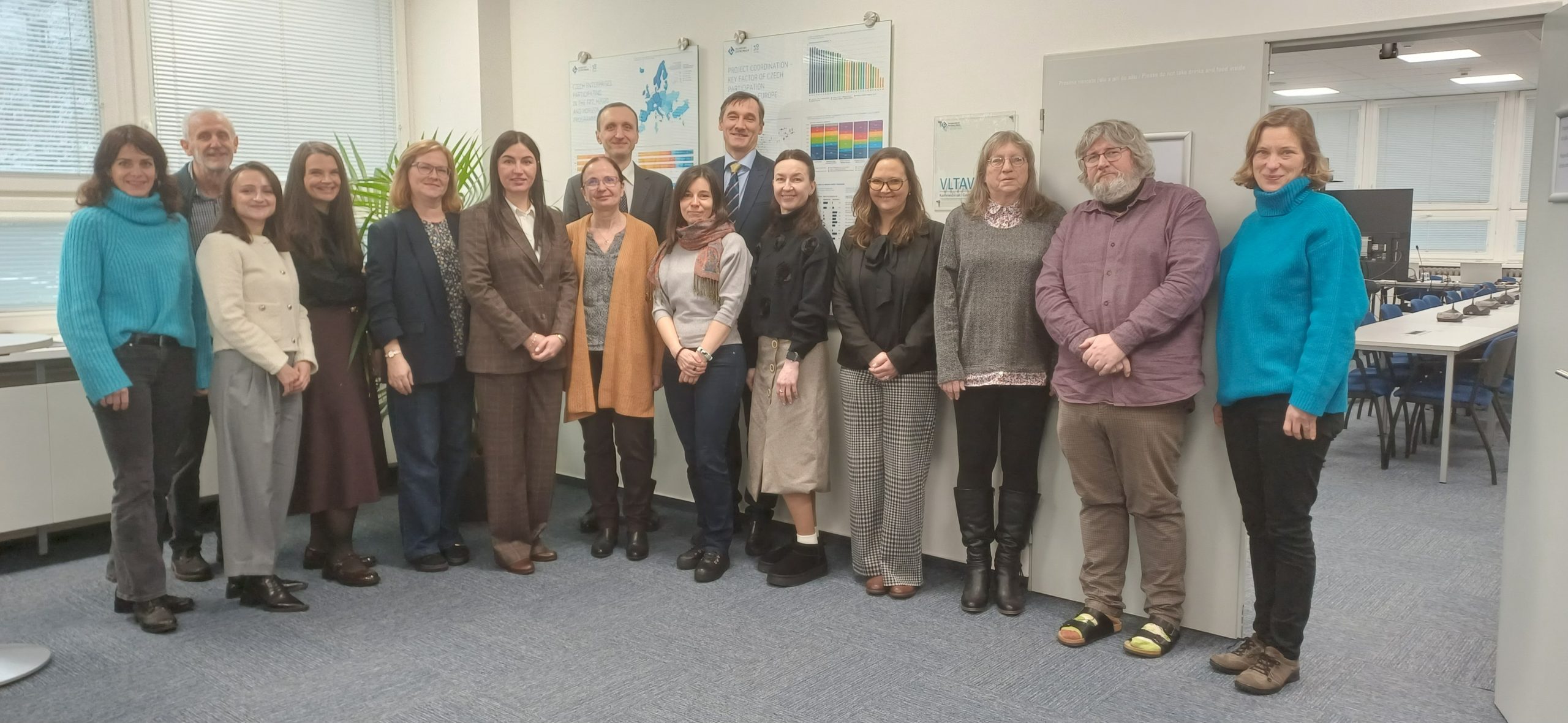 Навчання без кордонів: візит представників «Офісу Горизонт Європа в Україні» НФДУ до Національного інформаційного центру європейських досліджень (Чеська республіка)